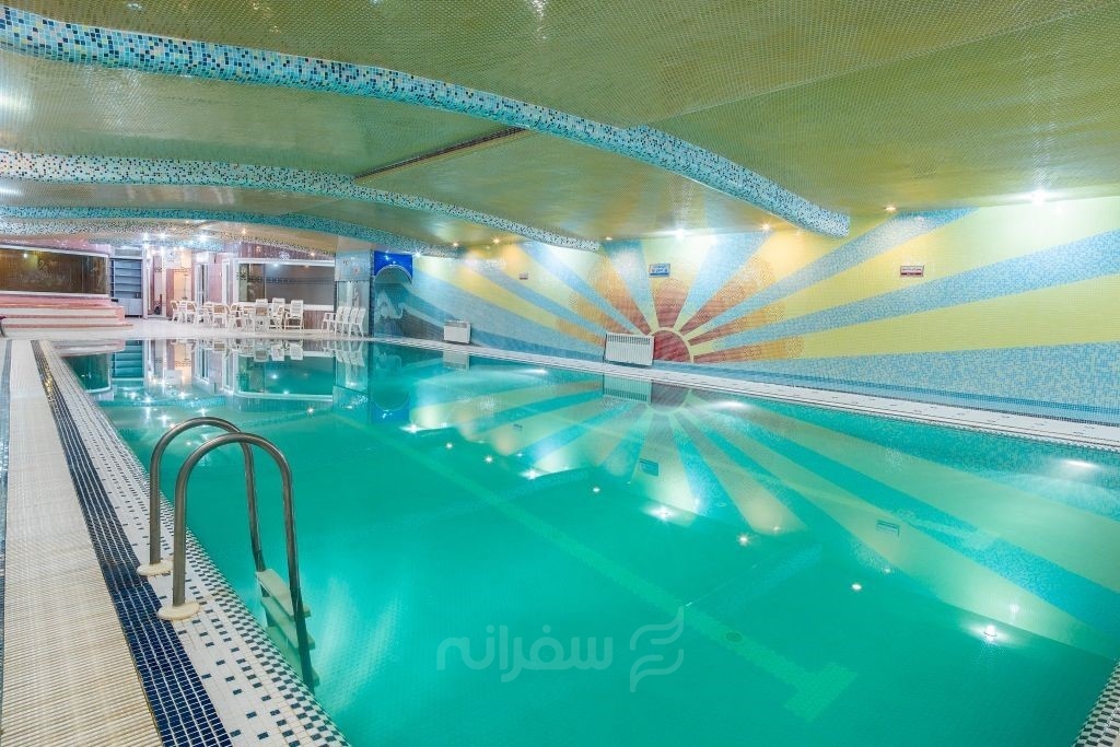 استخر هتل بزرگ فردوسی تهران