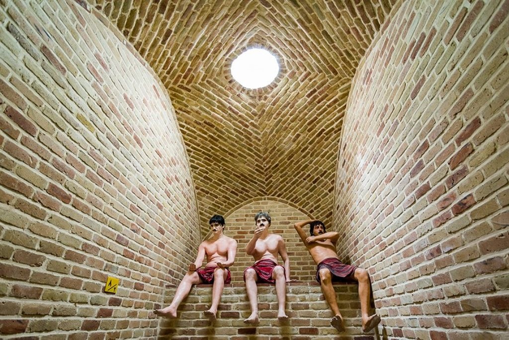 حمام قلعه همدان