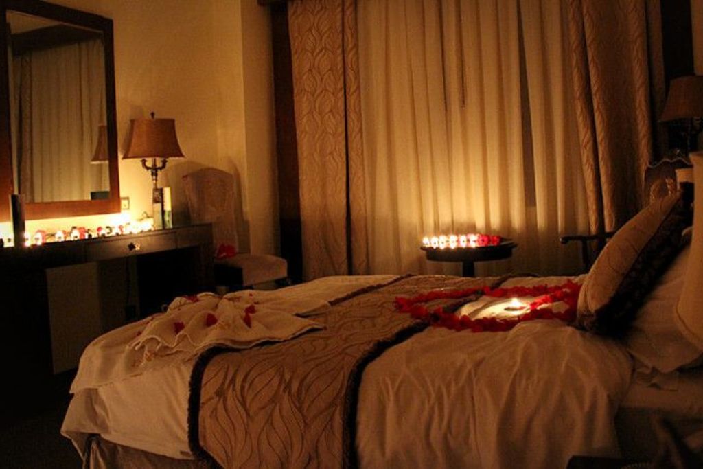 اتاق ماه عسل هتل درویشی مشهد