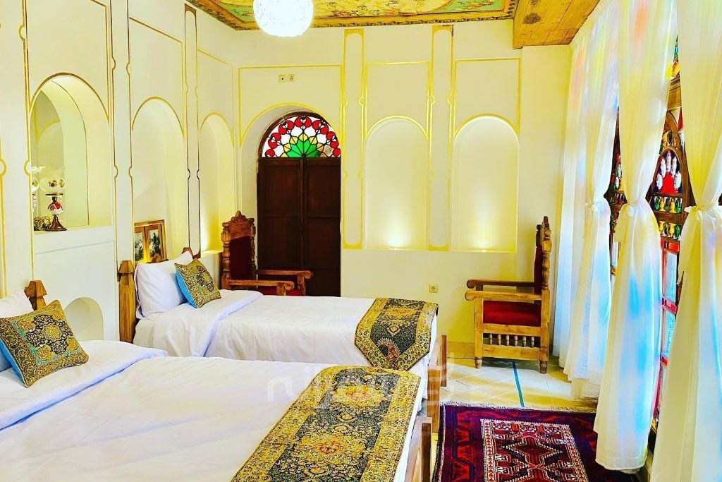 هتل بوتیک سنتی ایران مهر