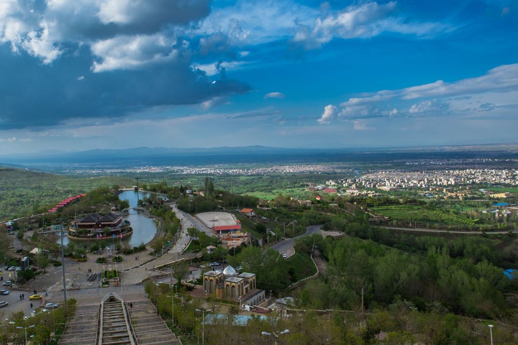 جاهای دیدنی همدان | گذری در کهن ترین شهر ایران