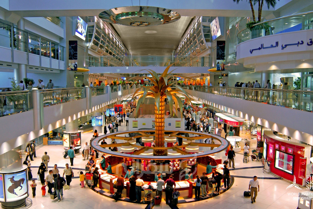 یک فرودگاه در امارات