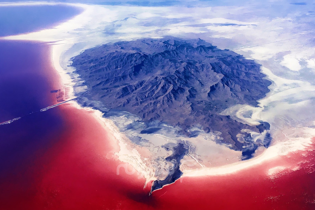 عکس هوایی دریاچه ارومیه 