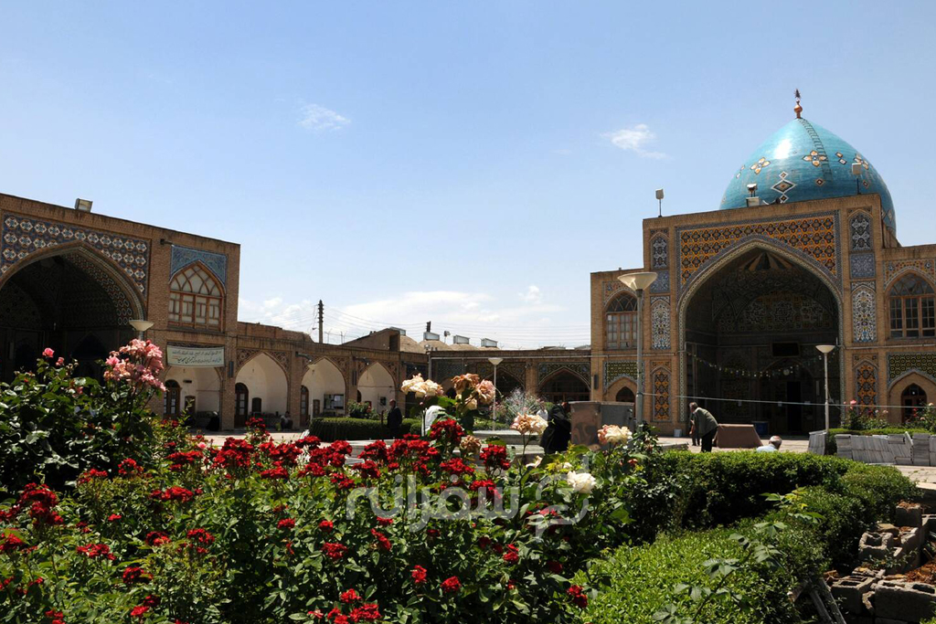مسجد جامع از جاذبه های رنجان