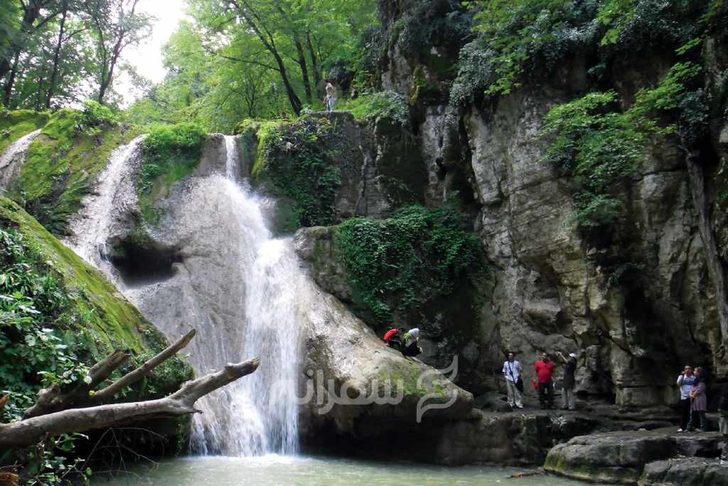 آبشار باران کوه از جاذبه های گرگان