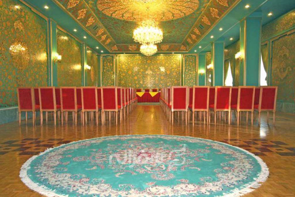سالن-هتل-عباسی-اصفهان