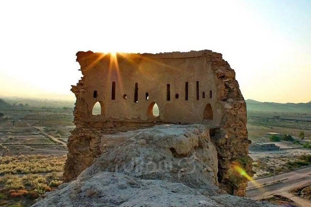 قلعه فین از جاذبه های گردشگری بندر عباس